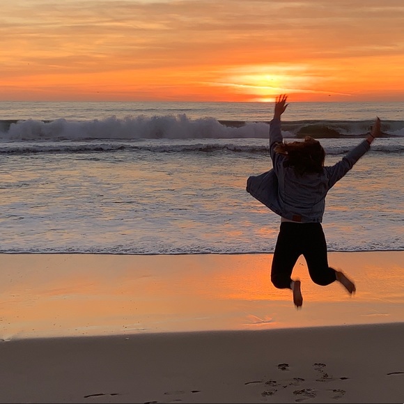 Meet your Posher, Jessica - Picture 1 of 1